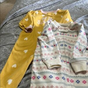 Carter's Yellow and Navy Heart Footies Set